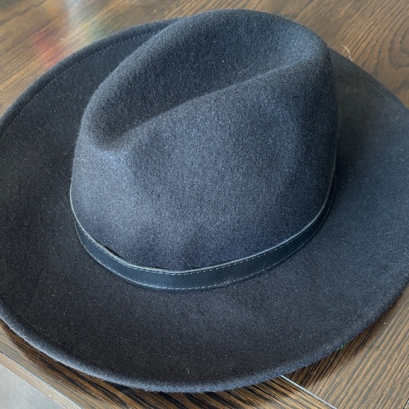 Galliano Sorbatti Black Felt Hat with Subtle Gold Logo main image 6